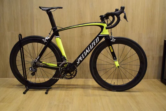 Bicicleta Speed Specialized Venge Carbono Preto/Amarelo – Shimano 105 11v (Seminova)